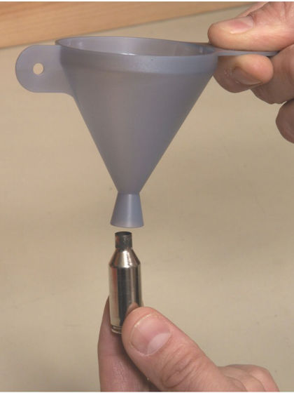 Lyman E-Zee Powder Funnel Trakt