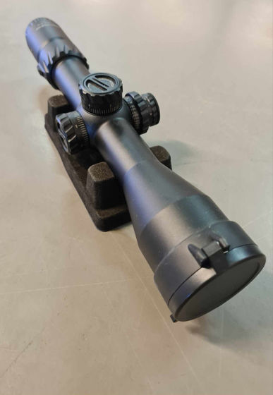 Bilde av Demo Discovery 3-18x50 ball turret paralax